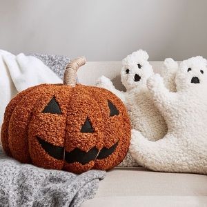 Pottery Barn Jack O Lantern and Ghost Pillow NWT
